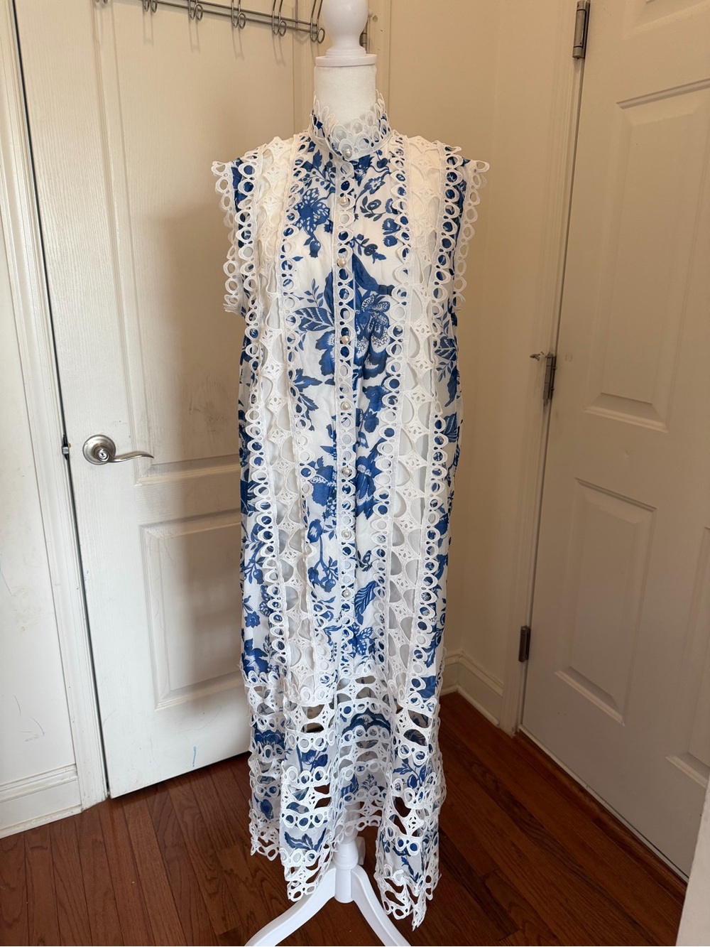 NWT Lai Meng Five Cats Sleeveless Hollow out Lace Trim Midi Dress with Belt S - Picture 2 of 10